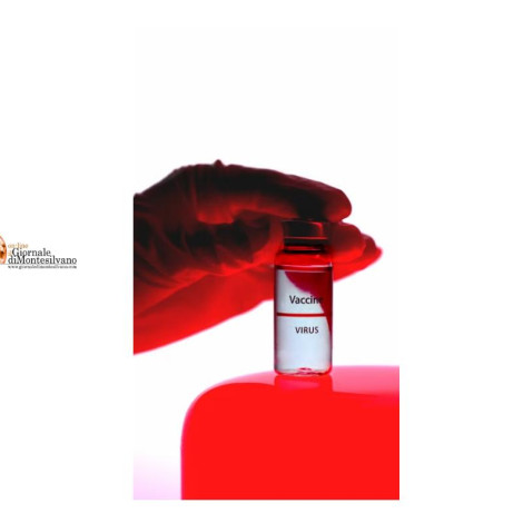 La Camera approva il reintegro dei medici no-vax: una decisione al centro dello scontro politico e scientifico