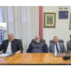 Pianella, l'opposizione fa il bilancio: paese sempre più trascurato.