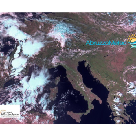 Nella morsa del caldo e poi, sabato, temperature in diminuzione