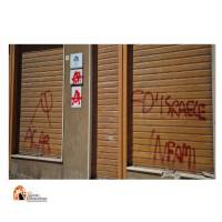 Pescara, imbrattata la 