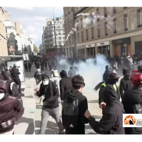 Francia/proteste studenti fuori controllo: coprifuoco in alcune zone.