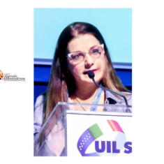 Pescara/isola ecologica davanti all’ufficio postale di via Carducci. La soluzione di buon senso c'è