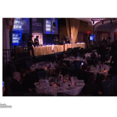 Sparatoria al gala dei media: il mirino sul governo e il caos a Washington