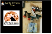 i timbri per falsare i documenti per la banca