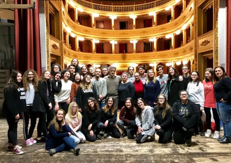 Atri, lezioni di teatro per i ragazzi del Liceo