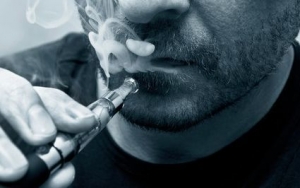 Thailandia, le sigarette elettroniche sono illegali: si rischiano 5 anni di detenzione