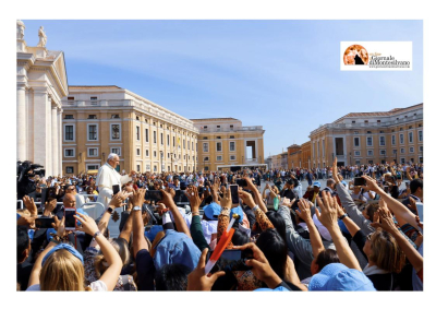 Papa: piacere sessuale minacciato da pornografia e attenzione a relazioni tossiche.