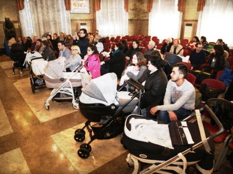 Le famiglie e i neonati in Comune