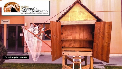 il Trabook, costruito e donato da Nuovo Saline con materiali di riciclo