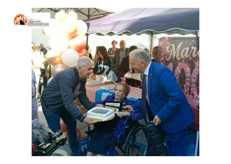 Lettomanoppello (Pe), festa per il compleanno di 100 anni di Maria Colucci
