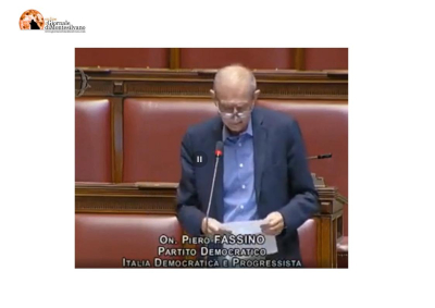Poveri politici! Fassino e la busta paga: "Non è uno stipendio d'oro"