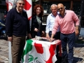 Montesilvano/Banchetto in piazza Diaz per il Referedum Day