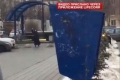 Terrore a Mosca, donna in strada con in mano testa di bambina - video