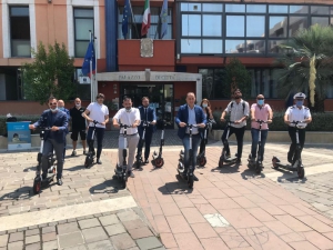 foto Sindaco Giunta e Comandante Vigili