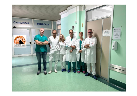 da sinistra: Dr. Francesco Marino, Dr. Paride D’Angelo, Dott.ssa Monica Tursini, Dr. Marco Casaccia, Dott.ssa Valentina Larocc e il responsabile dell’ambulatorio, Dott. Antonio Fabio De Filippis.