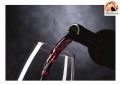 Acqua nel vino e etichette allarmistiche. Progetto Ue per dealcolizzare l'Europa.