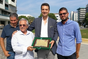 Montesilvano. Un monumento e una piazza per il Venezuela