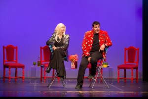 Estatica 2020. “Teatriamoci” conclude con “Coppie felicemente infelici”