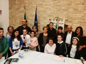 Moscufo/“Frantoio delle idee” Donatella Di Pietrantonio e “L’Arminuta”