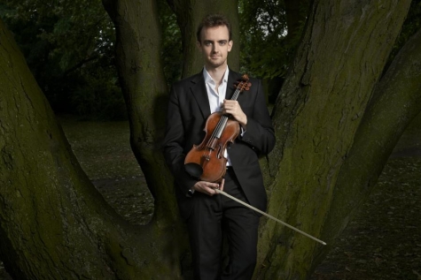 Concerti romantici della stagione ISA. Sul palco il giovane violinista Benjamin BAker