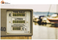 Benzina, prezzo sale, il massimo da settembre 2013