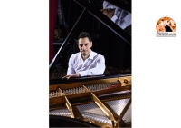 Esce “Io”, progetto solista del pianista pennese Paolo Catone