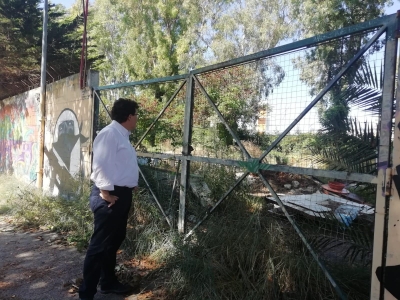 Pescara/le Naiadi. Rifiuti vicini alla Riserva all'interno da eliminare: pericolo incendio.