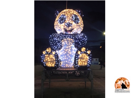 Montesilvano, si accendono le luci del Natale