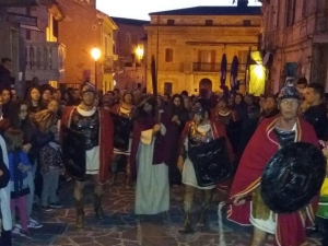 Montesilvano. Rappresentazione in vernacolo della Via Crucis sul colle