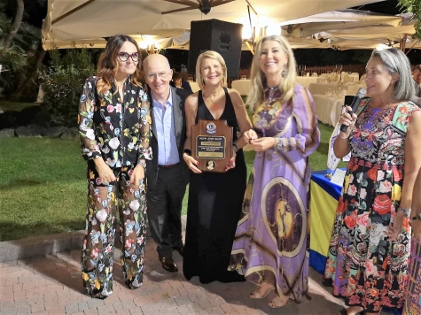 Chieti. Passaggio del martelletto al Lions club Melvin Jones