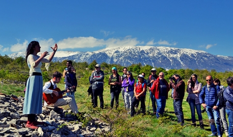 “Una bella volta…” escursione teatrale nella valle Giumentina