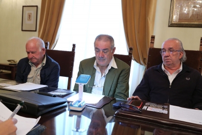 Pescara, scambio accessori auto d'epoca.