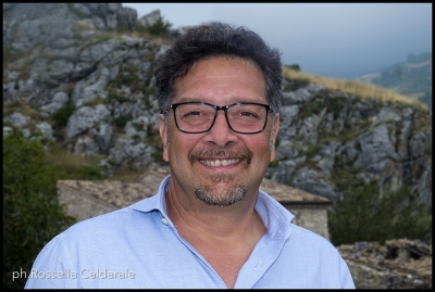 “Come gli Alberi Spogliati ad Aprile”, il libro di Luca Pompei