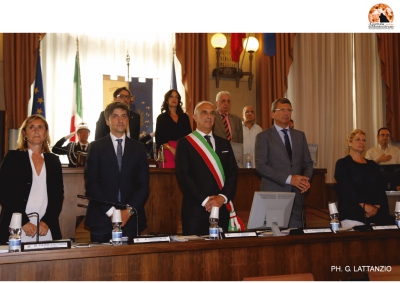 Pescara, passa il bilancio comunale con 20 favorevoli e 9 contrari