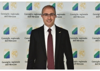 Abruzzo, aumento stipendi ai direttori di dipartimento di Regione