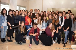 “La Vita in Diretta”. Il cantante Mazzocchetti protagonista con la Crossover Academy