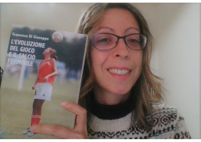 Libro sul calcio femminile dall'ASD Virtus Scerne
