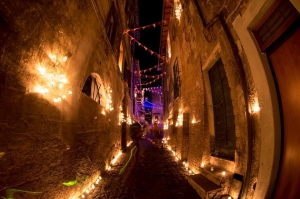Vallerano. La notte delle candele biglietto solo per 20mila persone