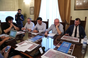 Pescara. Notte dello Shopping, inaugurazione centro commerciale naturale