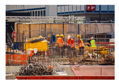 San Pio delle Camere, corona in ricordo dei due operai morti sul lavoro in cantiere