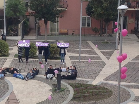  flash mob di studenti