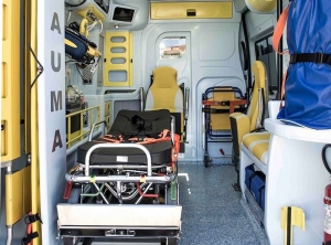 Penne, schianto auto contro albero. Muore una donna.