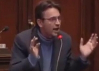 Matteo Dall'Osso passa dal M5s a Forza Italia.