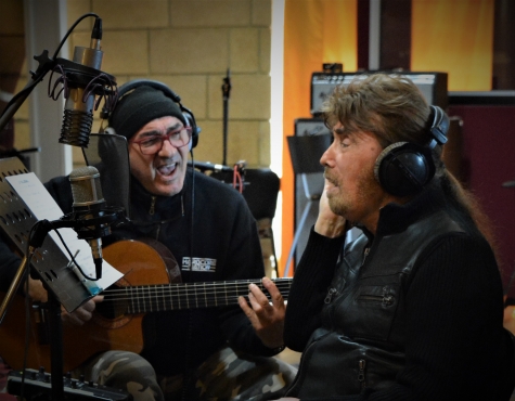 Sulmona, concerto di Gianni Belleno e Nico Di Palo OF New Trolls