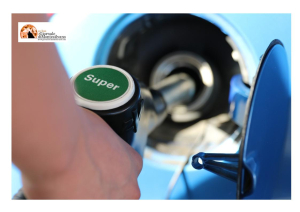 Benzina, sale il prezzo e tocca il livello massimo da sei mesi