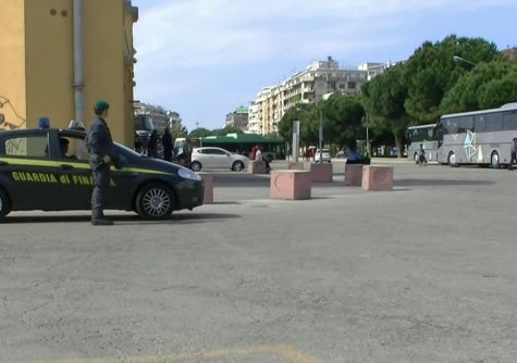 Pescara, Baschi verdi scovano maijuana in pieno centro