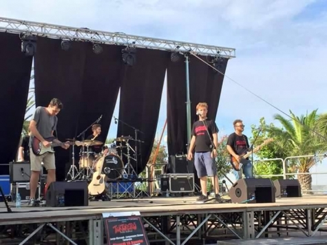 Metanoia successo sulla rete con "In un giorno di pioggia" - video