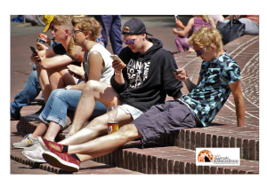 Social, nel 2022 guadagnati 11miliardi di dollari con utenti adolescenti