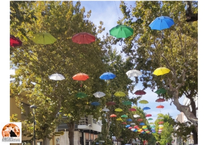 Giulianova. Ombrelli decorativi a disposizione da martedì negli Uffici Iat