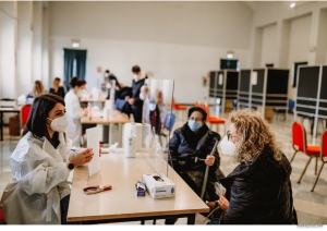 Montesilvano, da domani prenotazione Astrazeneca per ultra 60enni